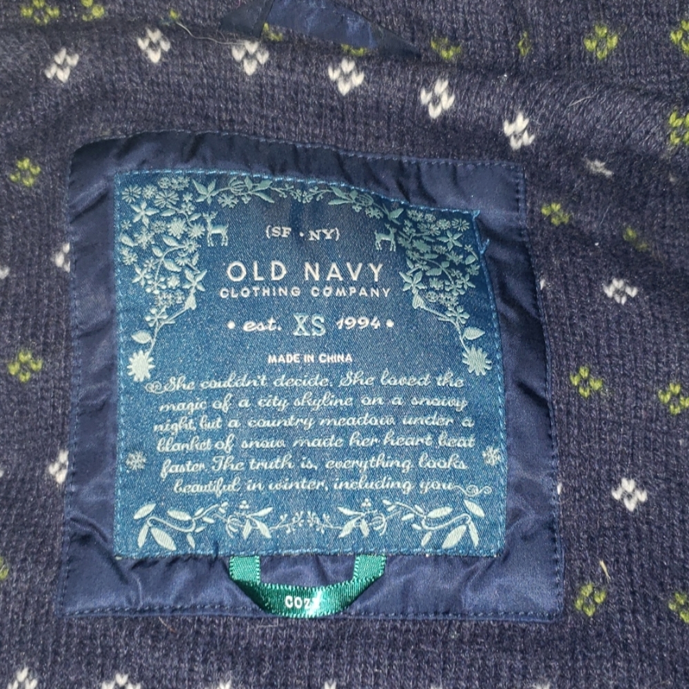 Vest - Picture 3 of 4